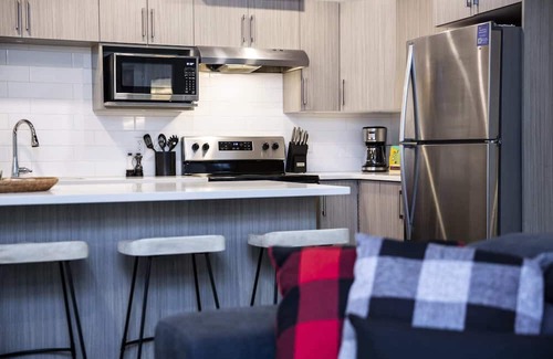 Revelstoke Apartment | Absolutely Revy - Ground Level Condo in Revelstoke