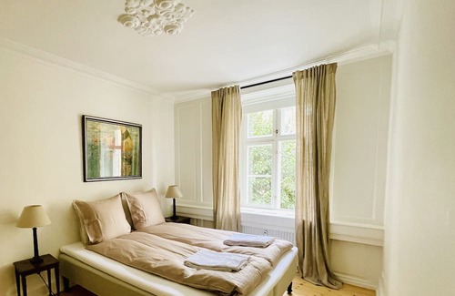 Copenhagen City Centre Apartment | Fiddle House: Your chic and charming residence in the heart of Copenhagen!