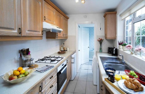 Henley House | Ivy Cottage in Henley-on-thames