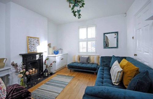 Henley House | Ivy Cottage in Henley-on-thames