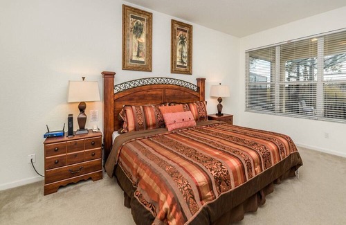 Crestwynd Bay Resort | 5 BD 5 BT villa in Windsor Hills Resort