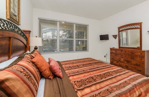 Crestwynd Bay Resort | 5 BD 5 BT villa in Windsor Hills Resort