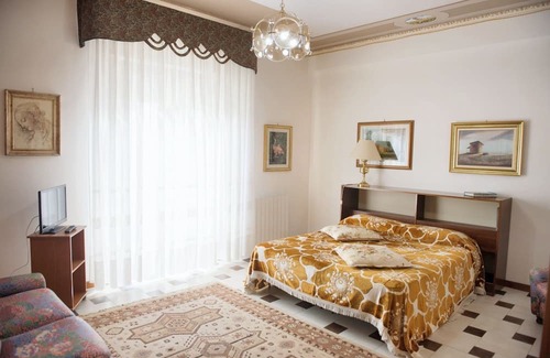 Vita Apartment | Homerez - Appartement for 2 ppl. with garden, terrace and balcony at Vita