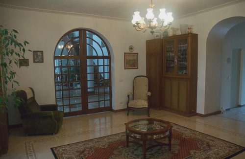 La Rochefoucauld Bed & Breakfast | Le Clos des Cèdres b&b