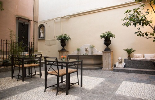 Kalsa Bed & Breakfast | L' Hôtellerie Easy Suites