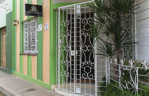 Santa Clara House | Hostal Yakelyn