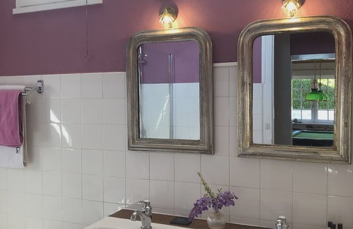 Belmont-Luthezieu House | CHARMING HOUSE WITH SUPERB SWIMMING POOL NEAR THE GRAND COLOMBIER.