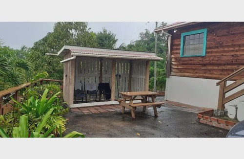 Anse La Raye Cottage | Log Cabin in Anse La Raye