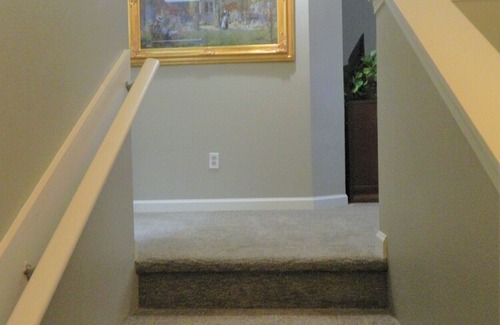 Frederickson House | Upscale Puyallup Home ☆ Near Seattle, Tacoma, Puget Sound, Cascade Mountains