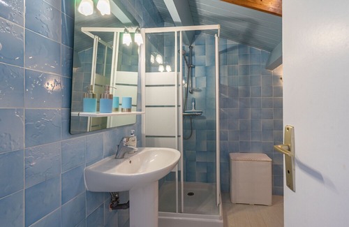 Saint-Just-Luzac House | L'olivier