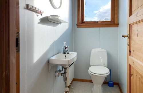Gjemnes Municipality House | Gorgeous home in øydegard with WiFi