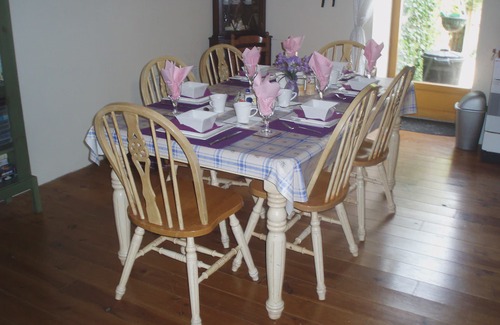 Chigne House | Spacious converted Barn - fully equiped - family friendly Gite sleeps 6 (Rose)