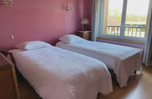Sainte-Gemme-en-Sancerrois House | Logement authentique à proximité de Sancerre