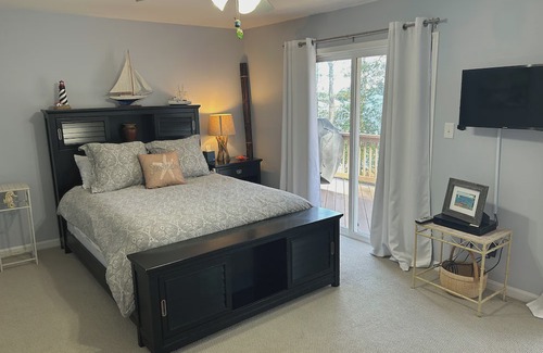 Montross House | It’s All about the VIEW ! Best waterfront views in the Northern Neck !