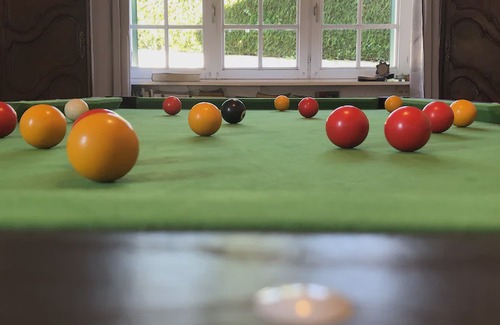 Belmont-Luthezieu House | CHARMING HOUSE WITH SUPERB SWIMMING POOL NEAR THE GRAND COLOMBIER.