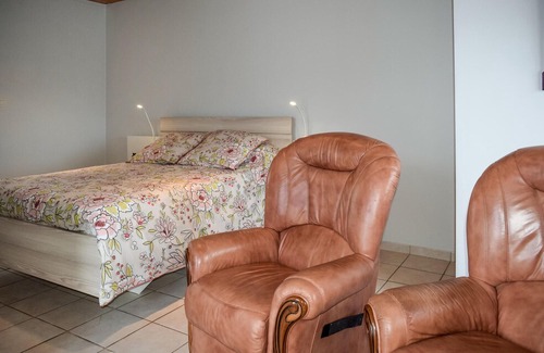 Quemperven House | Cozy Home In Quemperven With Wifi