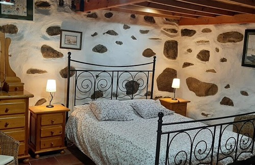 Aguimes Cottage | Peace and tranquility on the Mountain with sea views