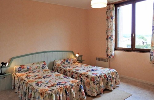 Ferriere-et-Lafolie Cottage | Charming Restored House, Close to Amenities with Enclosed Yard and Modern Comforts