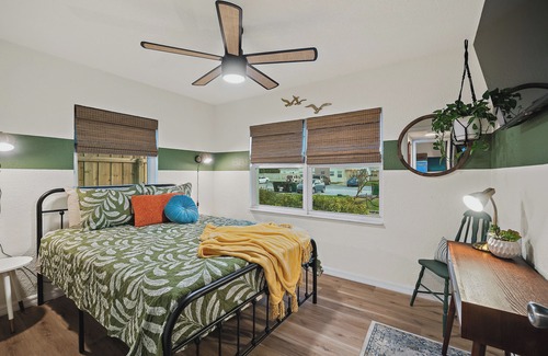 Indian Harbour Beach Hotel | Lora Square