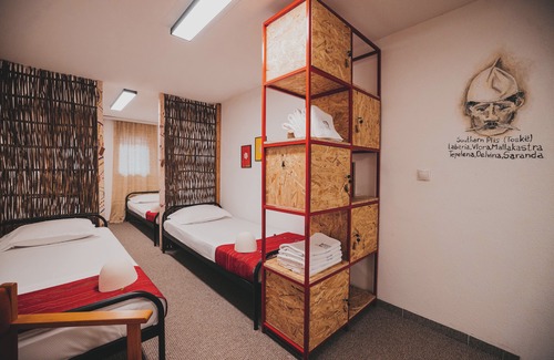 Pejë Hostel | Plis Room - Old Bazaar