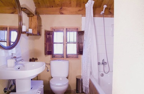 Capolat House | Complex Rural Can Caubet