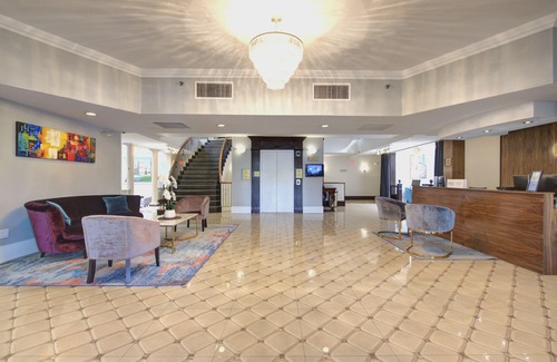 Roslyn Hotel | The Roslyn, Tapestry Collection by Hilton