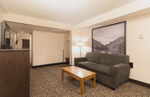 Prince George Hotel | Super 8 by Wyndham Prince George