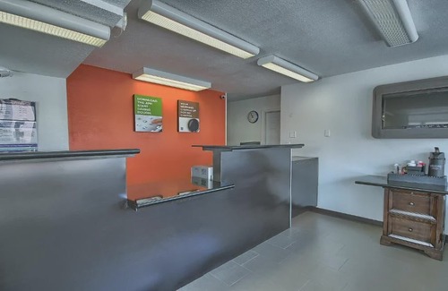 Lima Hotel | Motel 6-Lima, OH