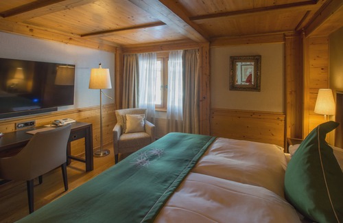 Zermatt Hotel | Riffelalp Resort 2222m