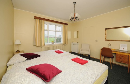 Myrdalshreppur House | Arsalir Guesthouse Vik B&B