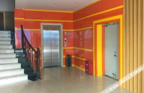 Huaqiang North Hotel | Seven Orange Hotel (Shenzhen Yannan Metro Station Huaqiang North Branch)