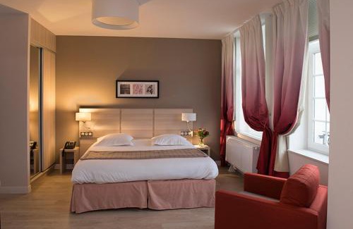 Maubeuge Hotel | Domitys - Le Carillon d'or