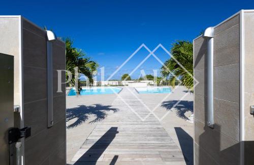 Bellevue Apartment | 4,5 bed-rooms Beach-front Duplex of 189 m2 at Orient Beach