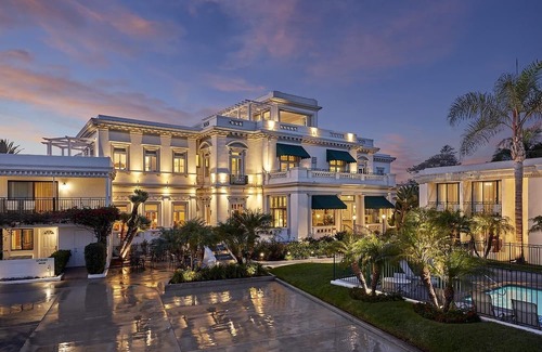 Coronado House | Explore Coronado! Near Horton Grand Theater, On-site Pool, Beach Access!
