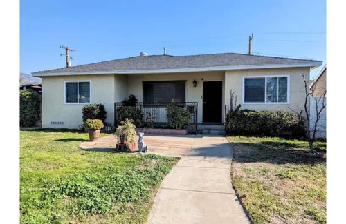 Monrovia House | Charming 2B1B w/EV Tesla on Rt 66 near City of Hope and Everything