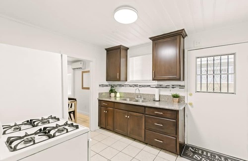 El Monte House | Relaxing, Cozy, Private Home, Large Front Yard