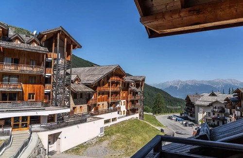 Les Orres Apartment | Residence Le Parc Des Airelles - 2 Rooms for 6 People