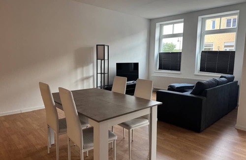 Warin Apartment | Apartment 'Mühlentor Am Wariner See' with Wi-Fi