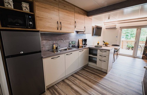 Terme Catez House | Lake Serenity Premium Mobile Homes-2Bedroom 15/012