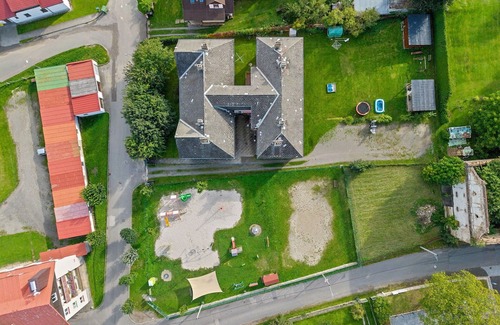 Kasperske Hory Apartment | Cosy apartment for 4 guests with WIFI and pets allowed