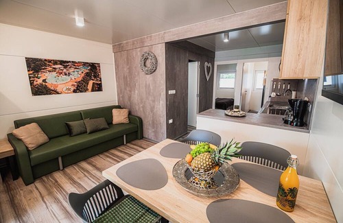 Terme Catez House | Lake Serenity Premium Mobile Homes-3Bedroom 15/028