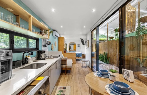 Villarreal House | Wonder Wild -Unique Double Container Retreat w/2 Private Jacuzzis Near Tamarindo