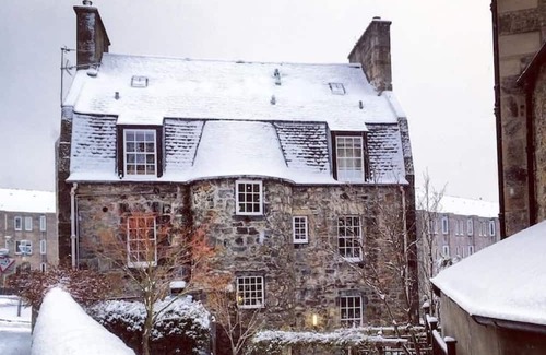 Stockbridge Apartment | Chic Georgian Hideaway in Stockbridge, Edinburgh