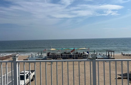 Misquamicut Hotel | Charming 1-bedroom hotel in enchanting Westerly with a beautiful ocean view