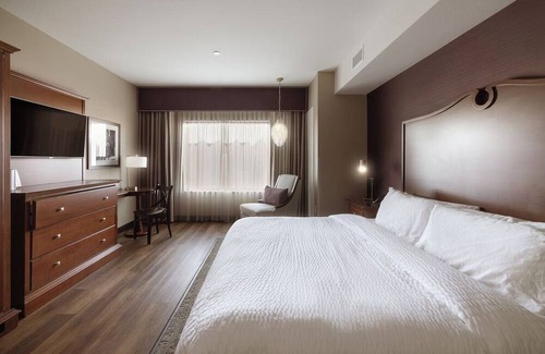 Parker Hotel | Parker Stay | 1 Unit | Central CO Mainstreet Location