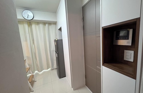 Seongsu Apartment | 일Atelier Seongsu Riverside Cherry Blossom Road Han River airport bus