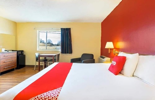 North Lima Hotel | Hike Nature Trails and Enjoy Parking in a Pet-Friendly Guest Stay