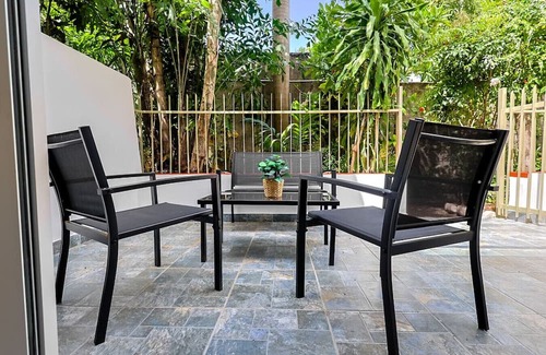 Gascue Villa | Gazcue 2BD Townhouse Retreat