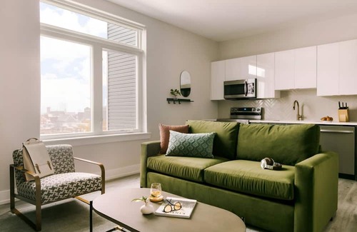 Hawthorne Apartment | Sosuite at The Ovation - Avenue of The Arts