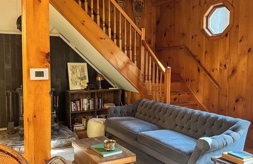 Hawley House | Secluded Family Getaway w/On-Site Creek in Hawley